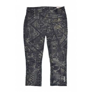 Reebok Fitness Essentials Tight Fit Capri Pants